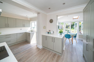 KITCHEN- click for photo gallery